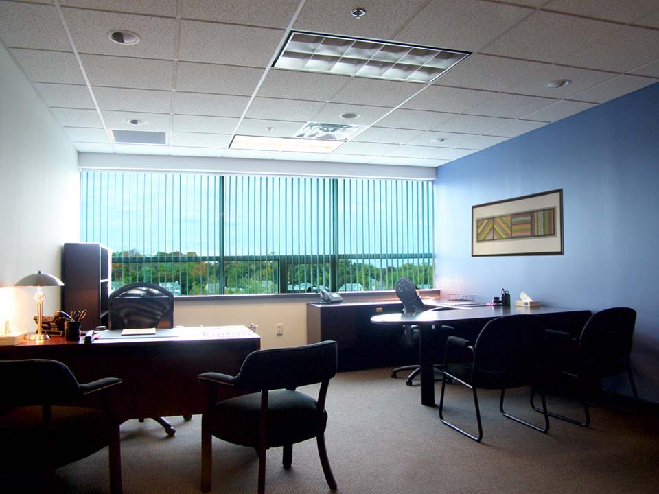 Office Space in Suite 5900
400 TradeCenter