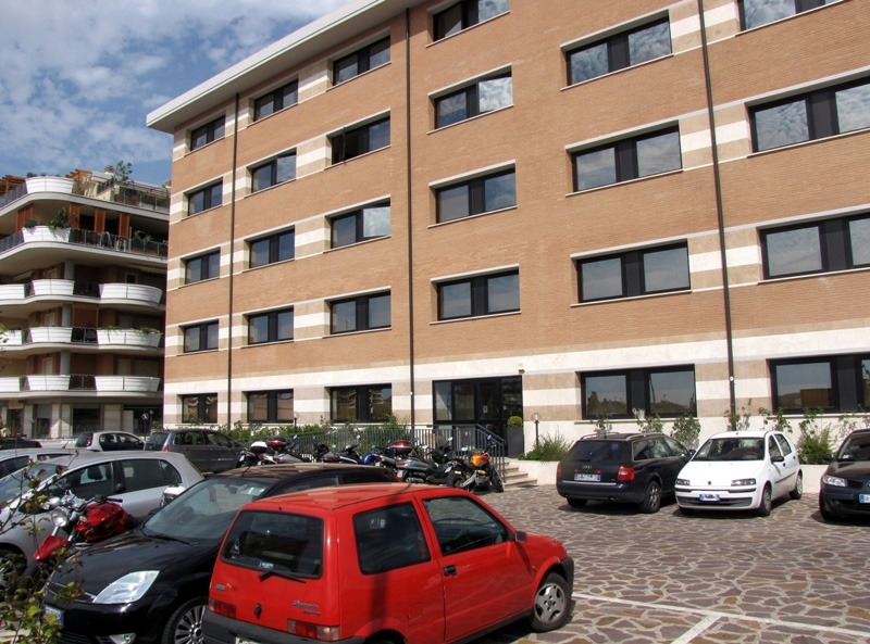 Eur - Torrino, Viale Gianluigi Bonelli 40 - Gruppo