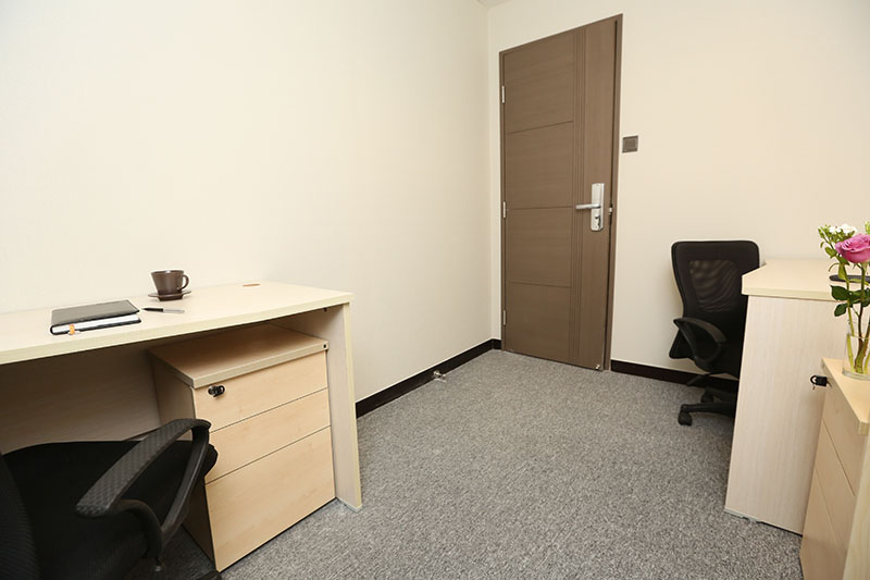 Office Space in F