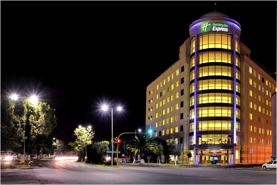 Blvd. Hermanos Serdán 45, Col. Amor - Centros Avanti