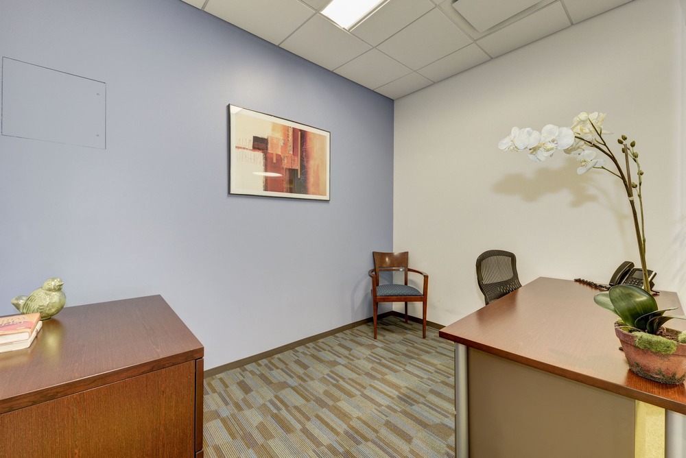 Office Space in Duke Street
1765 Duke Street