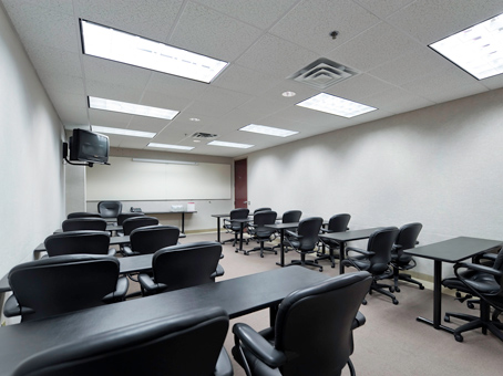 Office Space in Silver Lake Executive Campus
41 University Drive
4th Floor