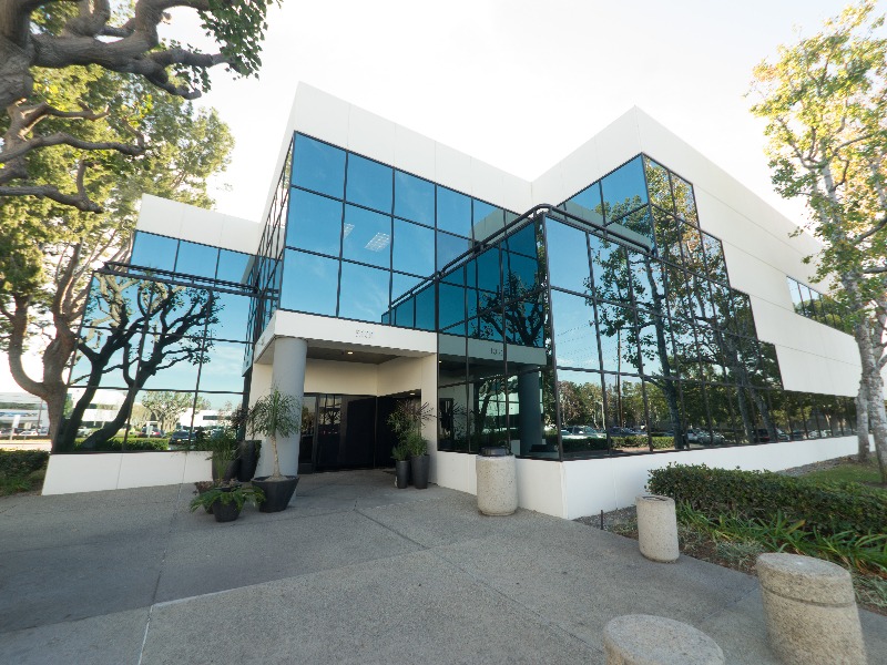 5101 E. La Palma Ave