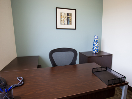 Office Space in rd Floor
170 South Green Valley Parkway
