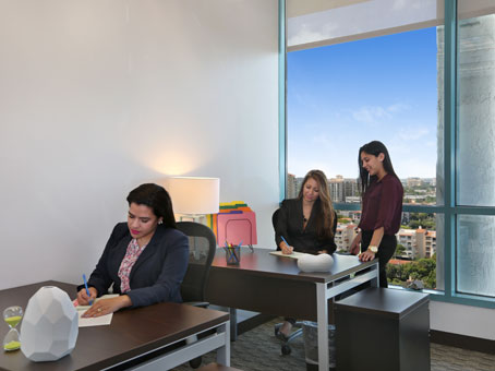 Office Space in Floor PH
1 Alhambra Plaza
