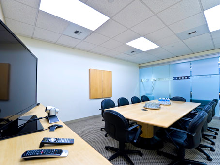 Office Space in Key Center
601 NE One Hundred and Eighth Avenue
18th & 19th Floors