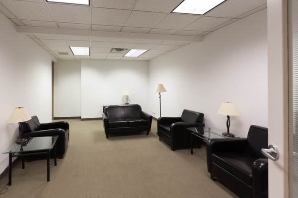 Office Space in West Grand Avenue
Suite