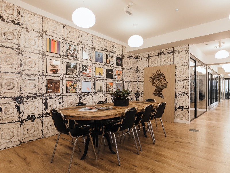 Office Space in Metropolitan Square
655 Fifteenth St. NW