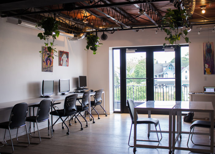 Office Space in rd Floor
619 Lake Avenue