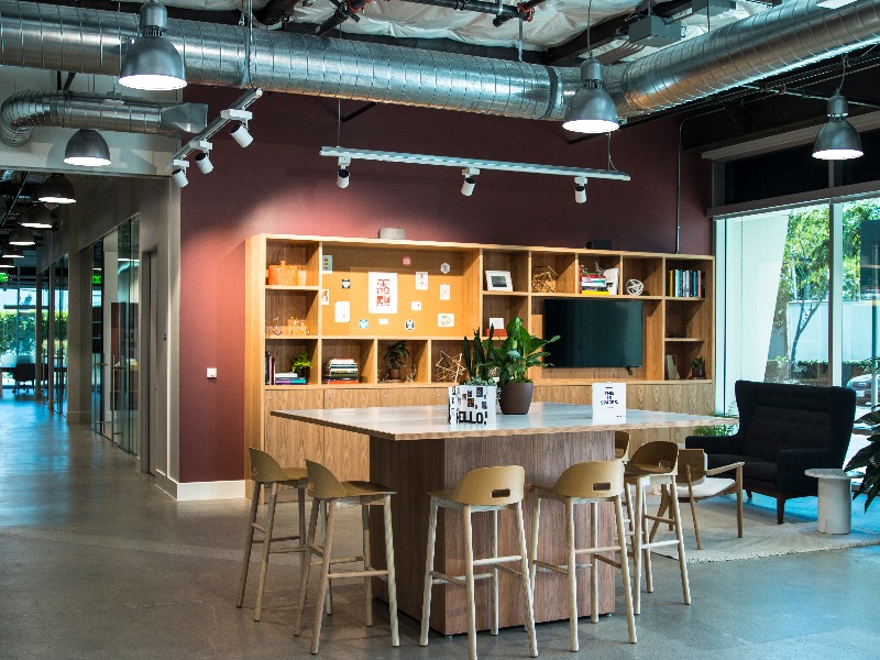 Office Space in th Floor
222 Second Avenue