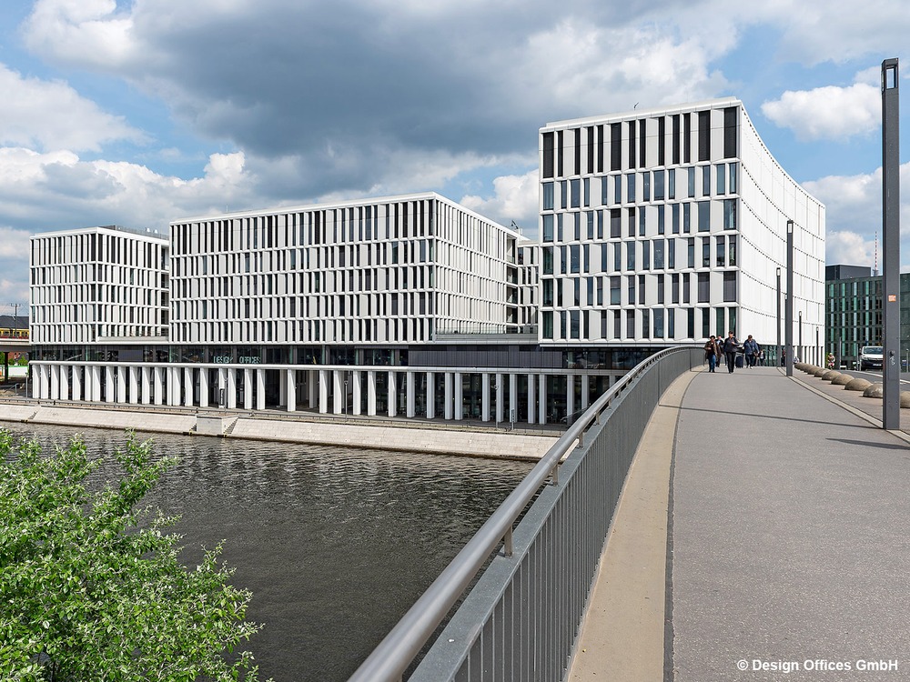 Alexanderufer 3-7 - Design Offices
