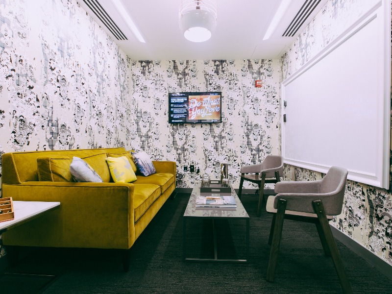 Floor 1-6, 518 Xinjiang Lu - WeWork