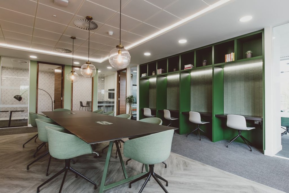 Office Space in Longwalk
Stockley Park