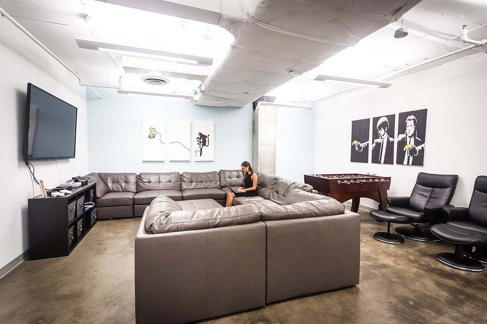 Office Space in Suite 400 West
7315 Wisconsin Avenue