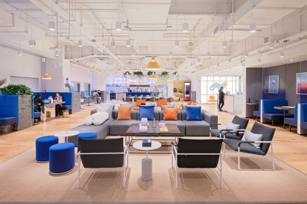 Avic Capital Tower - WeWork