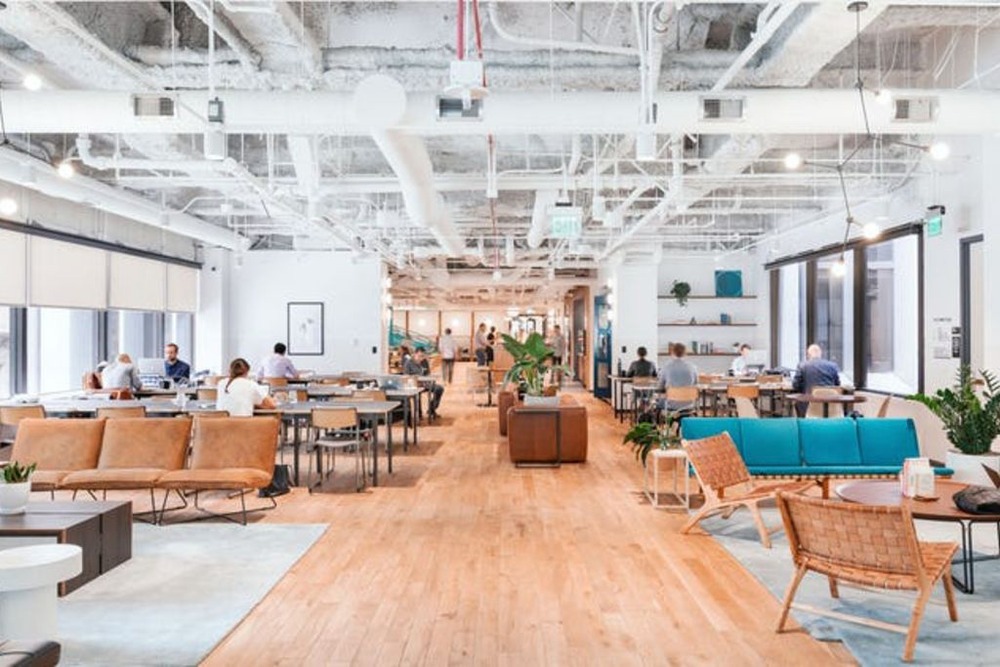 Avenida Andrés Reyes 388 - WeWork