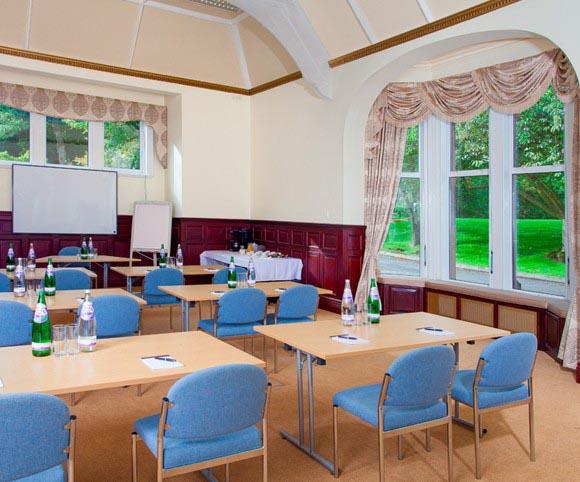 Office Space in Bletchingley Road