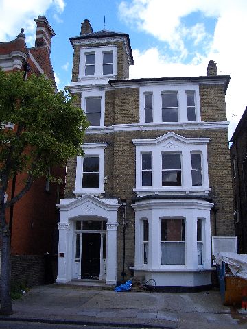 9 Disraeli Road - Wastelandski
