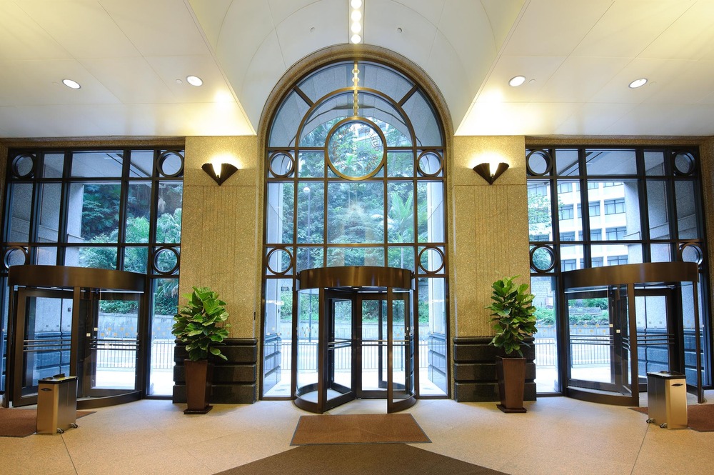 Office Space in th Floor
9 Queen's Road Central