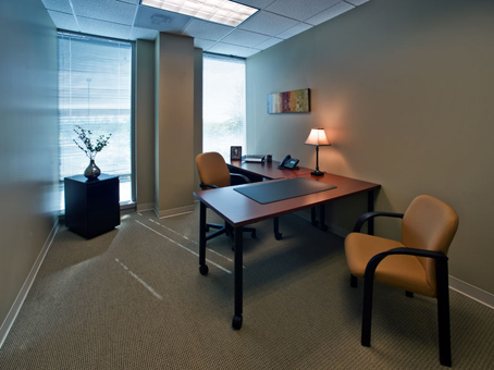 Office Space in Huntcrest
1755 North Brown Road
Suite