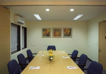 Raheja Chambers, 213 Nariman Point, Free Press Journal Road - DBS Club